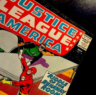 JUSTICE LEAGUE OF AMERICA 31,  Hawkman Joins 1964 DC 4