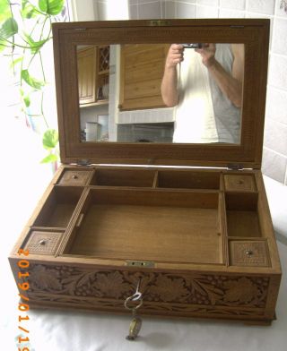 Large Vintage Jewellery Box Carved Mirror Lock Brass Taj Mahal Inlay Wood India