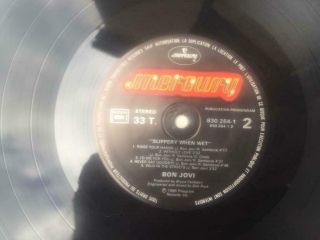 Bon Jovi Slippery When Wet vinyl LP record 1986 Polygram 830 264 Ex, 6