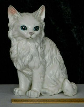 Vintage 6 " H Lefton White Persian Sitting Cat Porcelain Figurine Blue Eyes