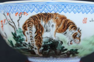 Egg shell porcelain Chinese export bowl with tigers and Rosewood foot 5