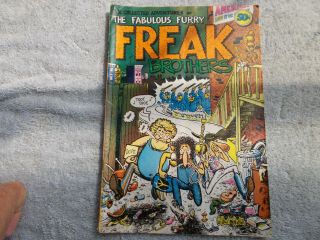 4 Issues Of The Fabulous Furry " Freak Brothers " Irreverent 1970s Comics