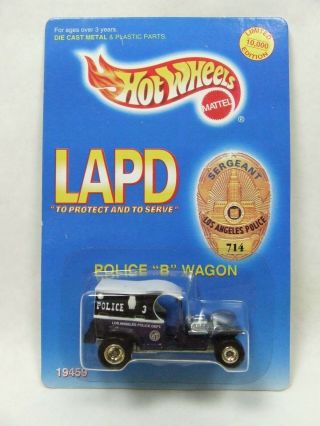 Hw Ltd 1 Of 10,  000 Lapd " Police " B " Wagon " W/ Real Riders Moc