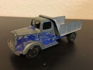 Vintage Tootsietoy 5 1/4” Die Cast Metal Toy Blue Dump Truck