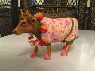 Early Cow Parade Resin Figurine 9129 Westland Cow Parade 2000 Curlers,  Robe