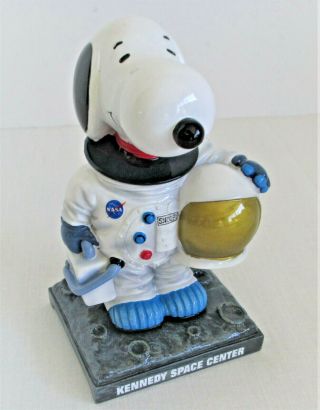 Kennedy Space Center Snoopy Nasa Peanuts Westland Giftware Item 11529