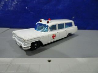 Matchbox Lesney 54 S&s Cadillac Ambulance Regular Wheels 1965 B