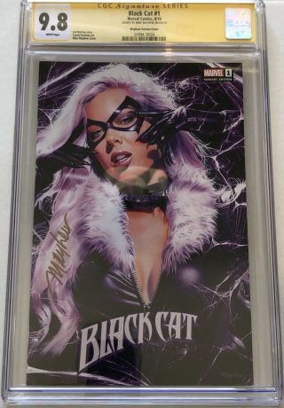 Black Cat 1 Cgc 9.  8 Cover A Signed By Mike Mayhew.  Spider - Man
