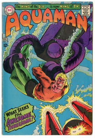 Aquaman 36 Fn/vf 7.  0 Off - White Pages Dc 1967