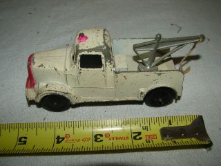 Vintage Metal Truck Toy 4 1/2 Inches Tootsie Toy Tow Wrecker Truck White