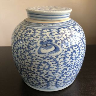 Antique 19th C Chinese Blue White Porcelain Ginger Jar Vase W Lid Flower Art