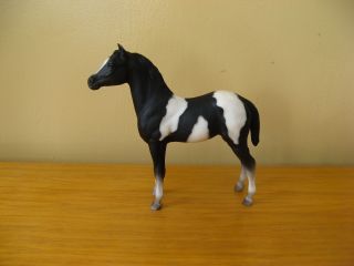 Breyer Stock Horse Foal Black And White Overo Paint W/box