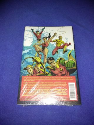 Teen Titans A Celebration of 50 Years Perez & Wolfman HC - DC Comics 2