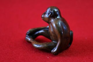 Japanese Antique Netsuke Wood carved Monkey Meiji period curve Signed 4