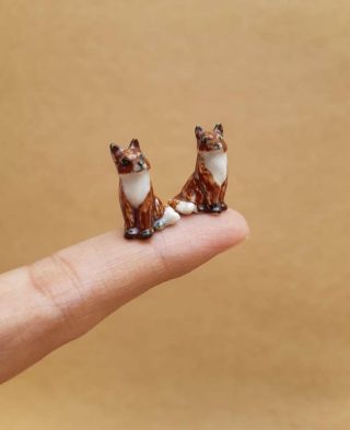 Red Foxes Couple Ceramic Figurine Miniature Dollhouse Tiny Red Fox Animal Statue