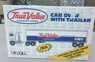 Ertl True Value Hardware Cab Over Semi W Trailer 1:64 Scale Die - Cast Tractor Nib