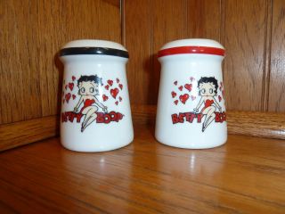 Set Of Betty Boop Ceramic 3 " Salt Pepper Shakers