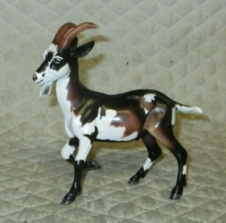 Breyer Companion Animal - 1999 Tricolor Pinto Alpine Goat - 1512 -