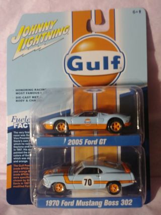 Johnny Lightning 1/64 Gulf 2005 Ford Gt & 1970 Ford Mustang Boss 302 Release 3