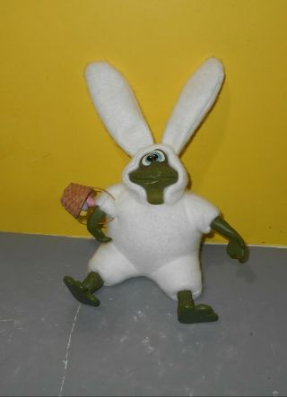 Russ Kathleen Kelly Critter Factory Frog Shelf Sitter Frobbit Easter Bunny 7 "