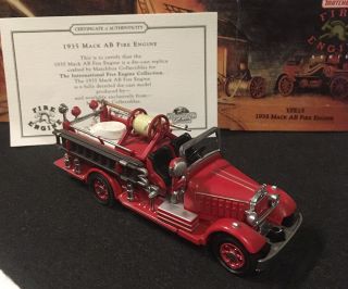 Matchbox - Models Of Yesteryear - Yfe15 - M - 1935 Mack Ab Fire Engine - Red