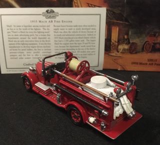 Matchbox - Models of Yesteryear - YFE15 - M - 1935 Mack AB Fire Engine - Red 3