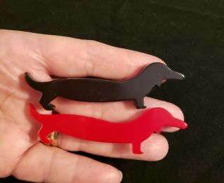 2 Vintage Retro Plastic 3 1/2 " Dachshund Hot Dog Pins Brooches - Red And Black