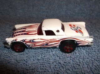 1977 HOT WHEELS DIECAST CAR WHITE WITH RED & BLUE FLAMES - MADE IN THAILAND 2