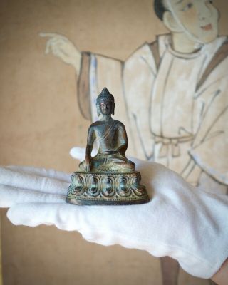 Chinese Nepalese Antique Bronze Figure Of Shakyamuni Buddha,  Ming / Qing Dynasty