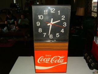 Vintage Coca Cola Advertising Clock Neat