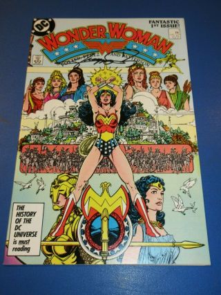 Wonder Woman 1 Signed By George Perez Nm - Beauty Wow