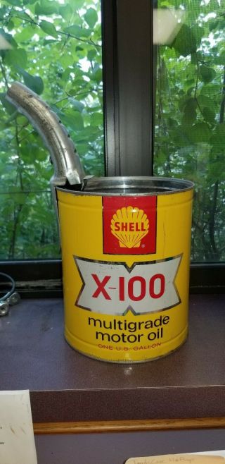 Shell Oil 1 Gallon Can With Old Time Spout