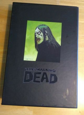 The Walking Dead Omnibus Vol.  2 Oversized Hardcover in Slipcase Image Comics OHC 8