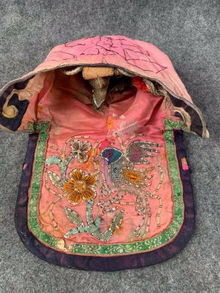 ANTIQUE 19TH CENTURY CHINESE SILK EMBROIDERED BUTTERFLY AND BIRD CHILD ' S HAT 2