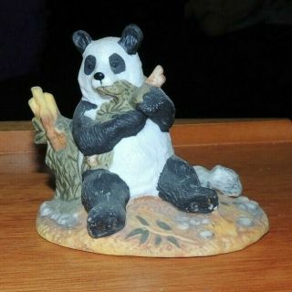 Collectible Royal Heritage Porcelain Sculpture Giant Panda W/bamboo Leaves