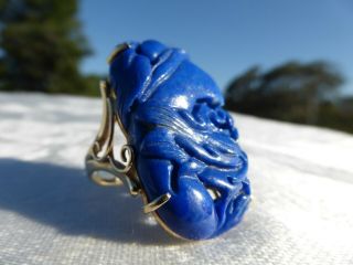 Spectacular Carved Chinese Lapis 14k Yellow Gold Ring Size 5.  5 Detail