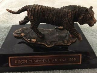 Exxon Company,  Usa 1972 - 1999 Desk Paperweight With Bronze Tiger Figurine