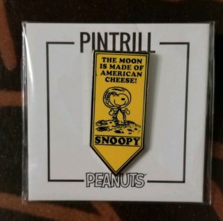 SDCC 2019 Astronaut Snoopy Enamel Pin Set with Snoopy Patch Peanuts Exclusives 6