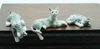 3 Grey Gray Cat Kitten Ceramic Figurine Animal Statue - Cck077