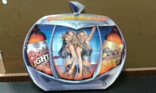 Coors Queens Of Halloween 2003 Table Tent,  Rare,  2 Blondes.
