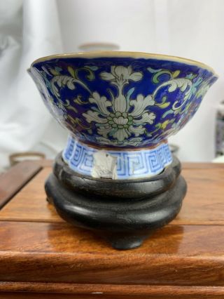 antique chinese famille rose bowl with wooden stand 3
