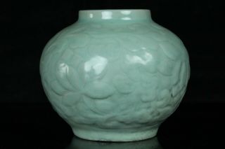 Jun083 Korean Goryeo Celadon Porcelain Engraving Pot Vase
