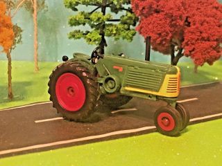 Oliver Tractor,  Row Crop 88,  Vintage Collector Tractor,  1:64 Scale Farm Toy