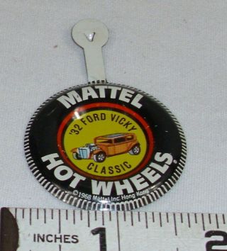 Mattel Hot Wheels Redline 32 Ford Vicky Classic 1968 Tin Badge
