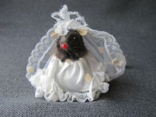 Vintage Fur Animals W Germany Mouse Lace Dress Tulle Veil Bride
