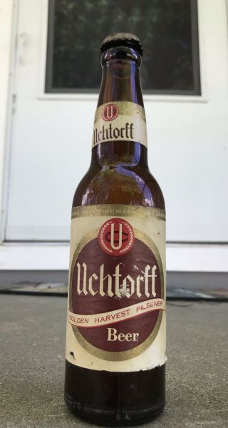 Davenport,  Iowa 1940’s Uchtorff Beer Paper Labeled Brewery Bottle