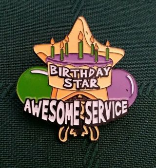 Chuck E Cheese Pizza Restaurant " Birthday Star " Awesome Service Collectible Pin