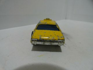 @@ RARE Hot Wheels REDLINE MAXI TAXI Olds 442 @@ 4