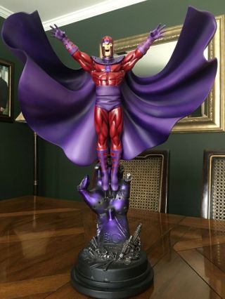Bowen Designs Magneto Action Full Size Statue 233/1100