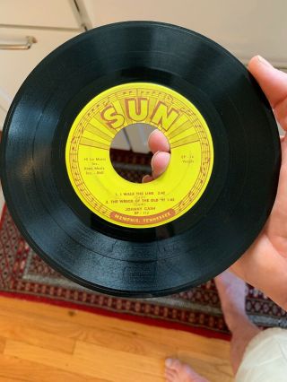 Johnny Cash 45 RPM EP On Sun Records 113 “I WALK THE LINE 